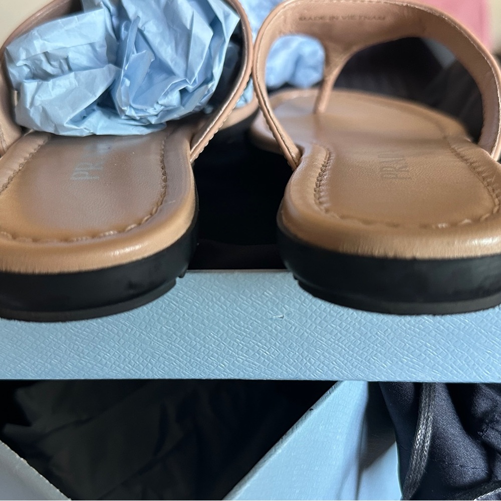 Prada thong Sandals patent leather 35 or 5 - Picture 4 of 7